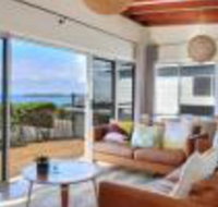 Seakissed Beach House - Surfers Paradise Gold Coast