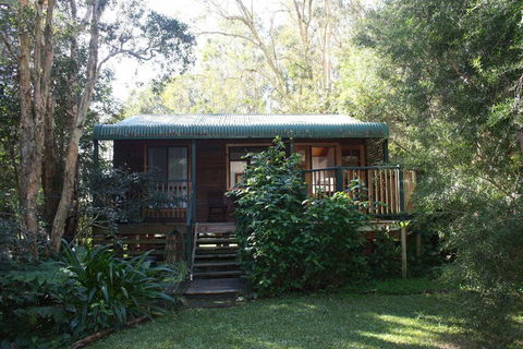 Wanderers Retreat Port Stephens - Surfers Paradise Gold Coast 1