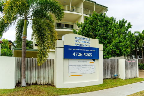 Townsville Southbank Apartments - Surfers Paradise Gold Coast 3