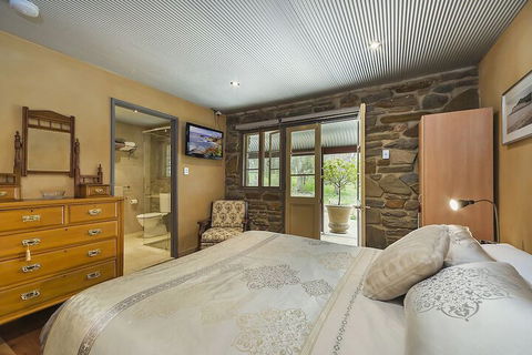 1860 Wine Country Cottages - Surfers Paradise Gold Coast 1