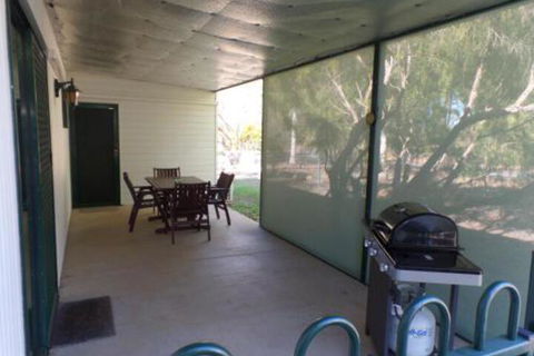 Bungadoo Country Cottage - Surfers Paradise Gold Coast 2