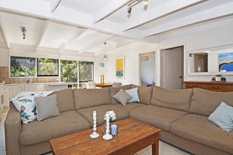 De Angelis Beach House - Surfers Paradise Gold Coast 3