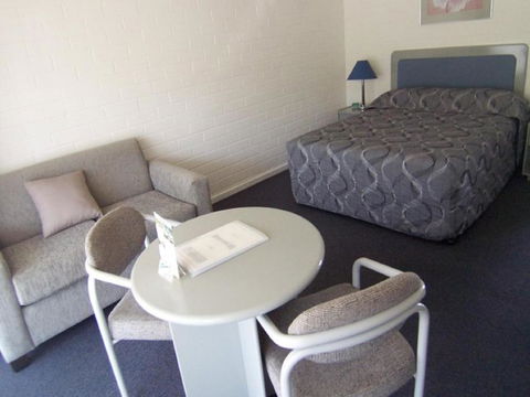 Dalby Manor Motor Inn - Surfers Paradise Gold Coast 2