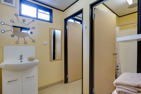 Beach Holiday Apartments Rye - Surfers Paradise Gold Coast 6