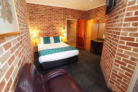Exies Bagtown - Surfers Paradise Gold Coast 7