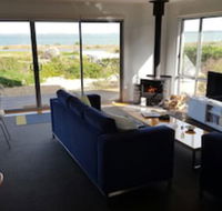 Coorong Waterfront Retreat - Surfers Paradise Gold Coast