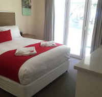 Huskisson Beach BB - Surfers Paradise Gold Coast