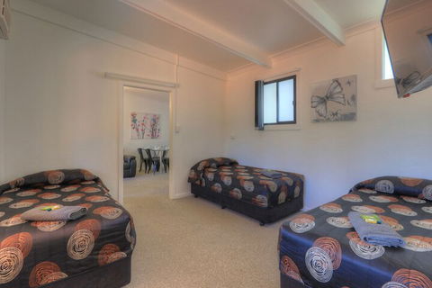 Twin Swans Motel - Surfers Paradise Gold Coast 5