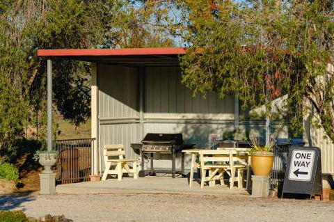 Lydoun Motel - Surfers Paradise Gold Coast 2
