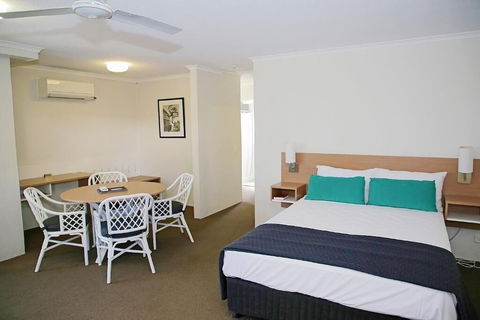 D'arcy Arms Motel - Surfers Paradise Gold Coast 5