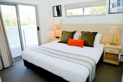 Jacana Apartments - Surfers Paradise Gold Coast 3