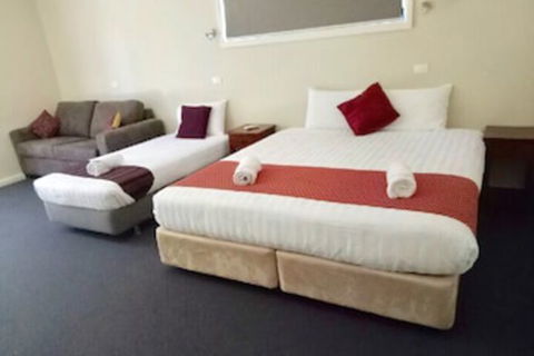 Hillview Farmstay - Surfers Paradise Gold Coast 6