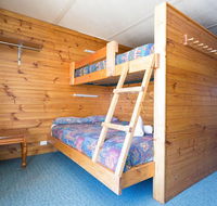 Snowbird Inn - Surfers Paradise Gold Coast