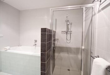 Altitude Apartments - Surfers Paradise Gold Coast 4