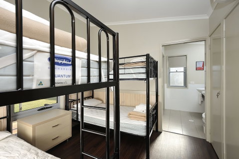 NRMA Sydney Lakeside Holiday Park - Surfers Paradise Gold Coast 4