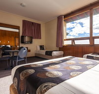 Black Buffalo Hotel - Surfers Paradise Gold Coast