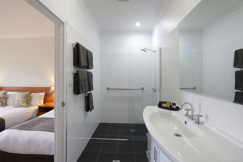 Cadman Motor Inn & Apartments - Surfers Paradise Gold Coast 0