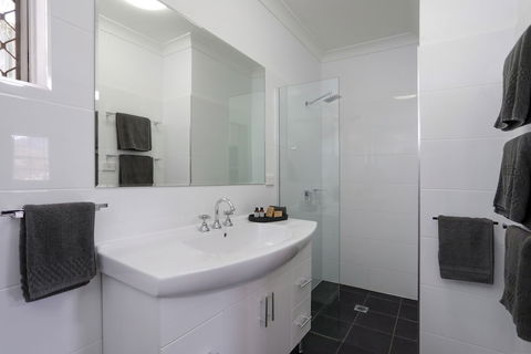 Cadman Motor Inn & Apartments - Surfers Paradise Gold Coast 5