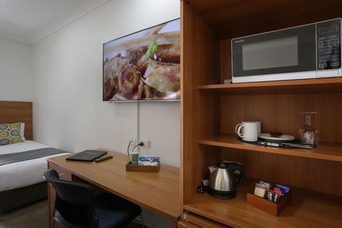 Cadman Motor Inn & Apartments - Surfers Paradise Gold Coast 3