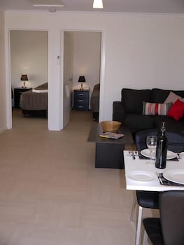 Tumby Villas - Surfers Paradise Gold Coast 6
