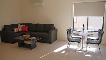 Tumby Villas - Surfers Paradise Gold Coast 3