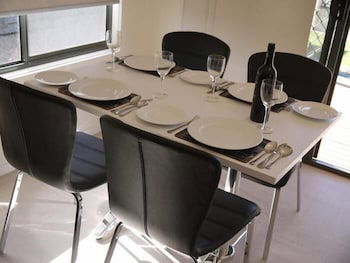 Tumby Villas - Surfers Paradise Gold Coast 2