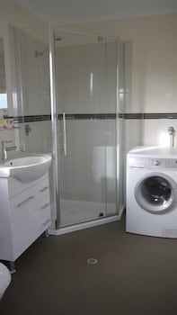 Tumby Villas - Surfers Paradise Gold Coast 1
