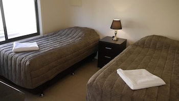 Tumby Villas - Surfers Paradise Gold Coast 5