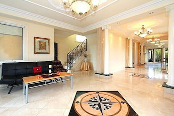ABC Accommodation - Rosebud - Surfers Paradise Gold Coast 2