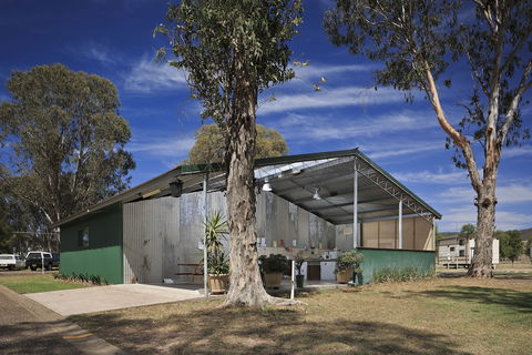 Mudgee Valley Park - Surfers Paradise Gold Coast 3