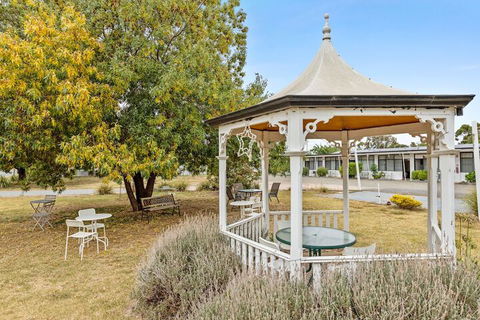 Gazebo Motor Inn - Surfers Paradise Gold Coast 1