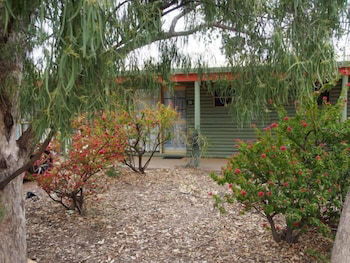 Lightning Ridge Outback Resort & Caravan Park - Surfers Paradise Gold Coast 0