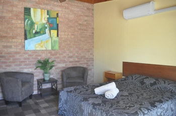 Lightning Ridge Outback Resort & Caravan Park - Surfers Paradise Gold Coast 4