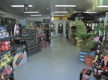 Lightning Ridge Outback Resort & Caravan Park - Surfers Paradise Gold Coast 2