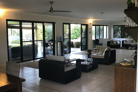 Crystalbrook Lodge - Surfers Paradise Gold Coast 2