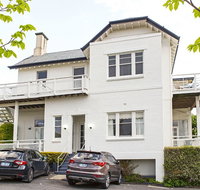 Highbury Apartments - Surfers Paradise Gold Coast