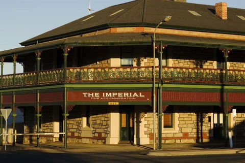Imperial Fine Accommodation - Surfers Paradise Gold Coast 2