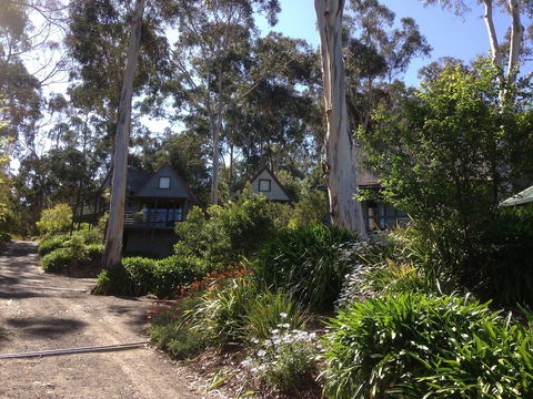 Great Ocean Road Cottages - Surfers Paradise Gold Coast 4