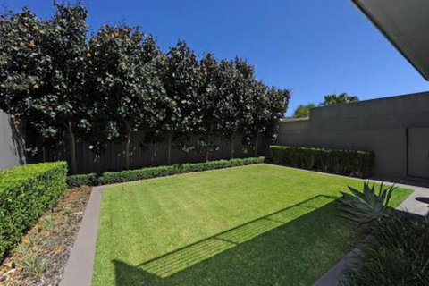 Cottesloe Beach House II - Surfers Paradise Gold Coast 0