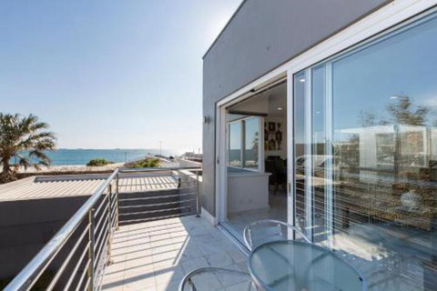 Cottesloe Beach House II - Surfers Paradise Gold Coast 2