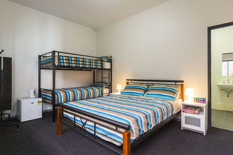 Fremantle Prison YHA - Surfers Paradise Gold Coast 6