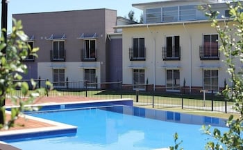 Springs  Shoalhaven - Surfers Paradise Gold Coast 5