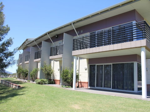 Springs  Shoalhaven - Surfers Paradise Gold Coast 1