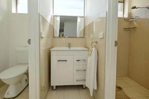 Forster And Wallis Lake Motel - Surfers Paradise Gold Coast 4