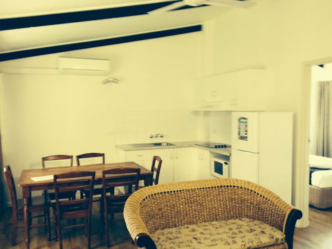Yongala Lodge By The Strand - Surfers Paradise Gold Coast 6