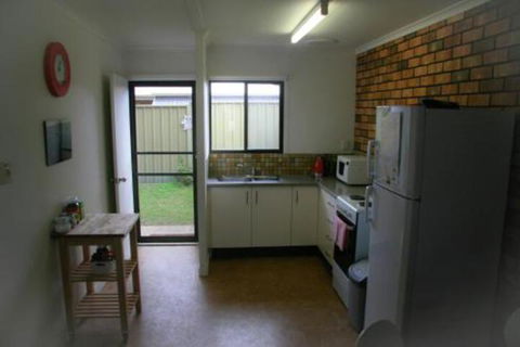 Unit1 Graydon Lodge - Surfers Paradise Gold Coast 6