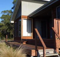 Yakkalla Holiday Cottage - Surfers Paradise Gold Coast