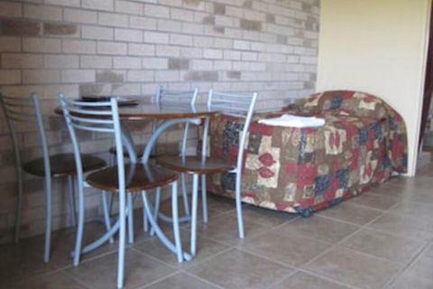 Tailwaggers Rainforest Retreat - Surfers Paradise Gold Coast 5