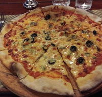 Benino's Pizza - Surfers Paradise Gold Coast