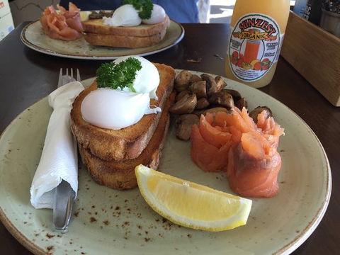 O'Heas Bakery & Deli - Surfers Paradise Gold Coast 0